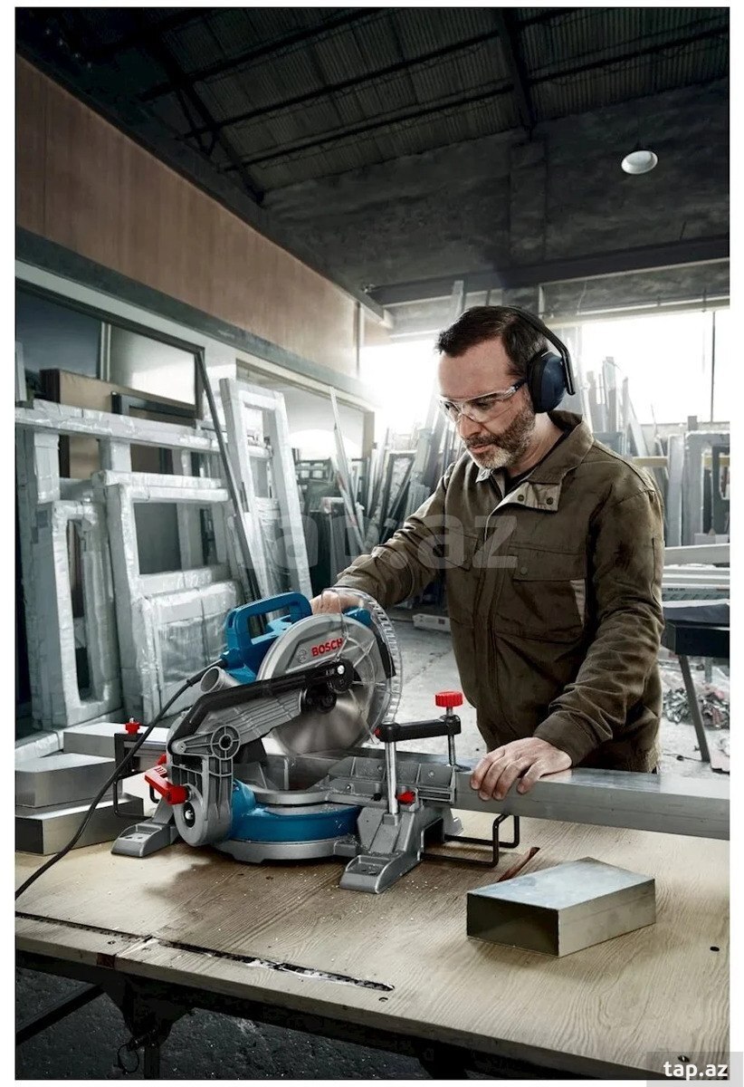 Bosch GCM 216 künc kəsən